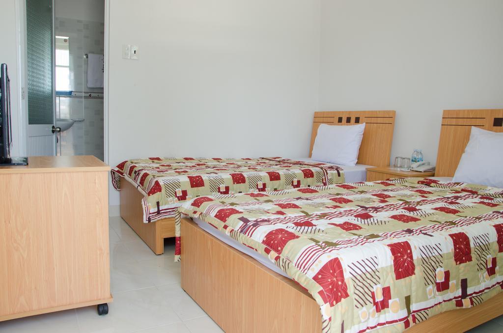 Dong Hai Hotel Нячанг Номер фото